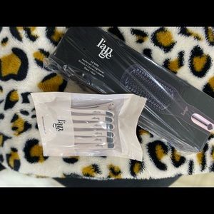 Lange hair straightener black, brand new in box with clips